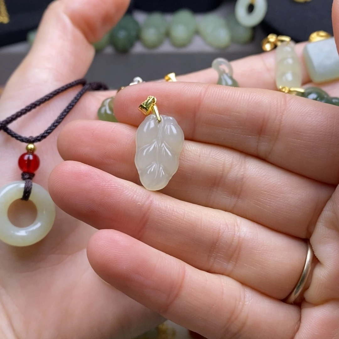 和田玉银S925镶嵌颈饰