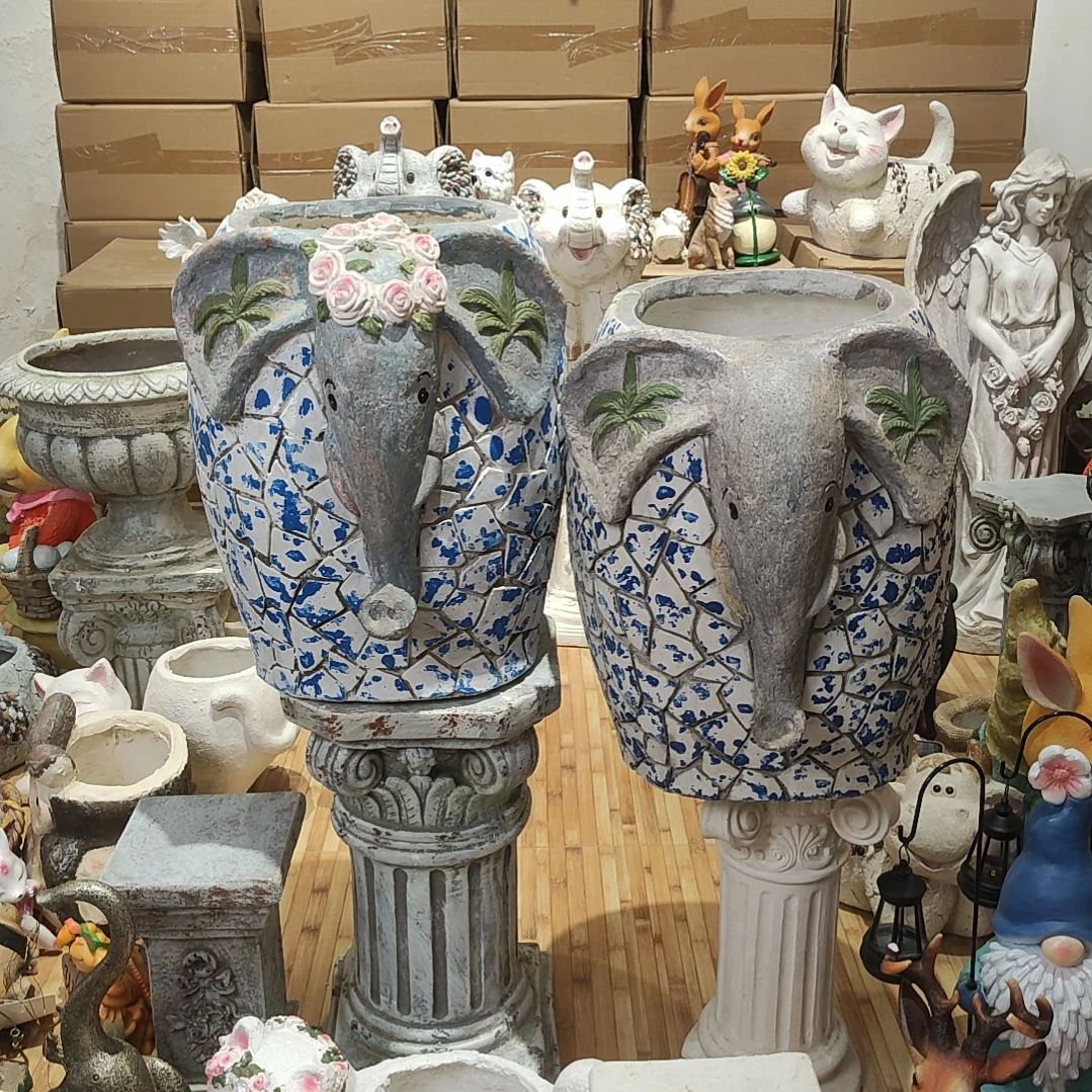 合成树脂青花大象花盆一个