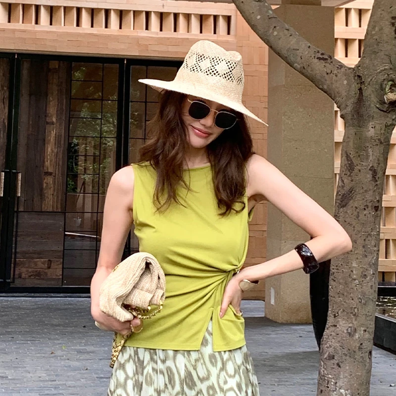 【ALONE SAVOR】龍喜儿 乱序诗 简约时尚圆领显瘦无袖修身T恤Z213