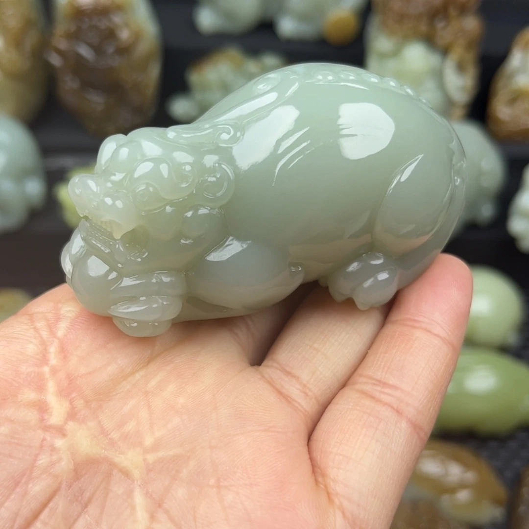 风***人和田玉未镶嵌把件