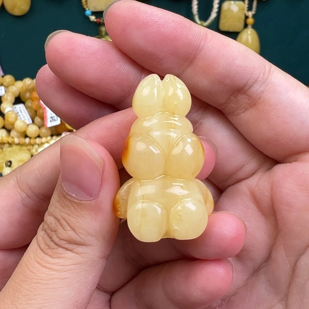 琥珀手链未镶嵌兔子