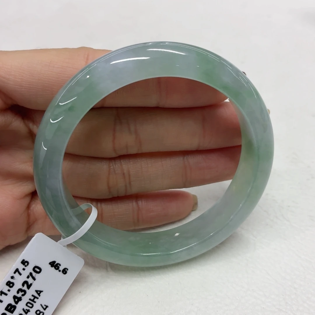 翡翠未镶嵌手镯53.4冰春彩