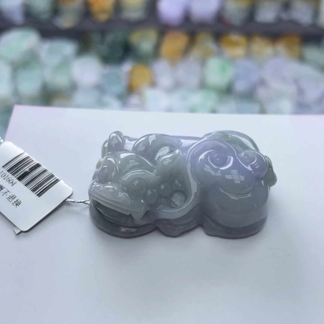 翡翠颈饰未镶嵌貔貅