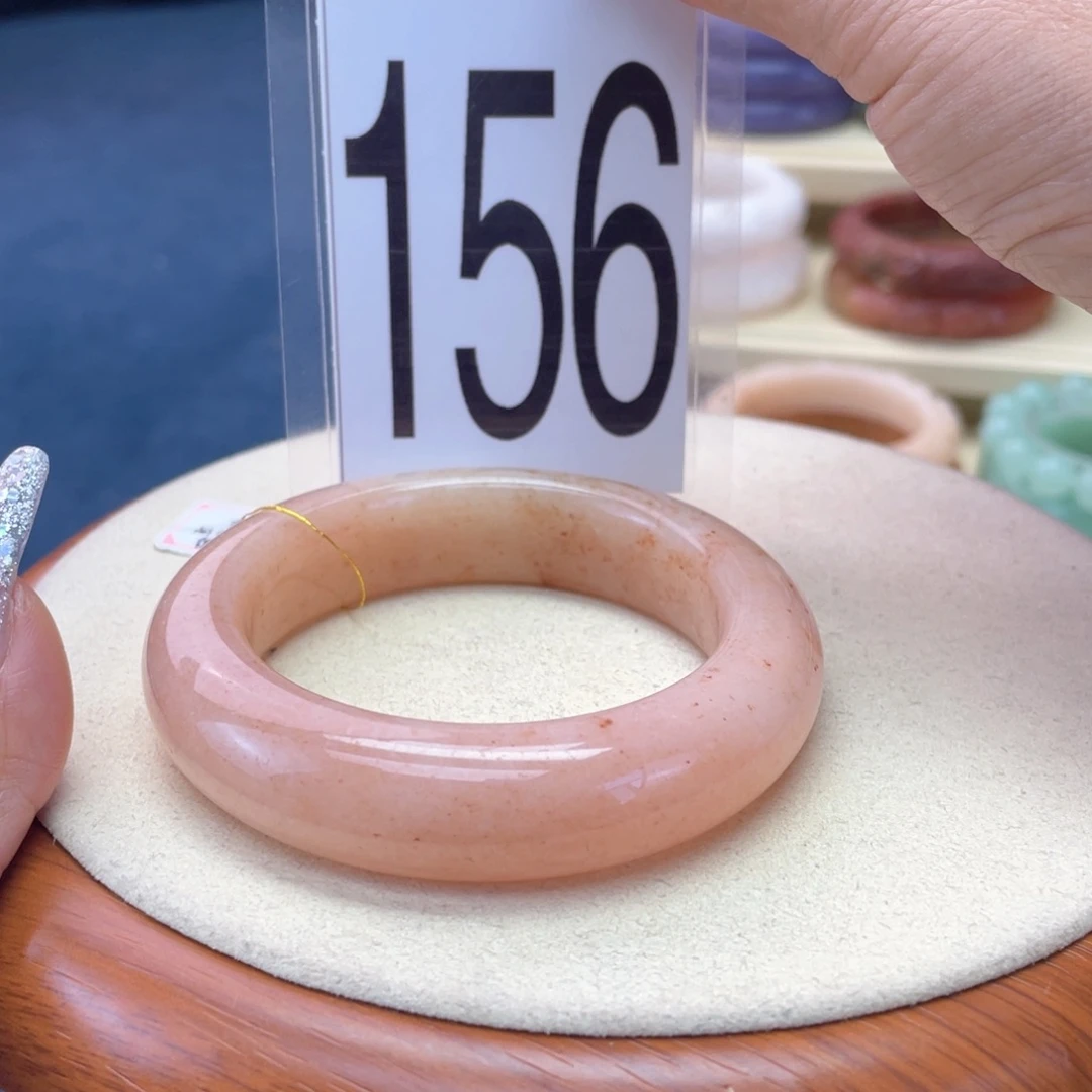 石英岩玉未镶嵌手镯