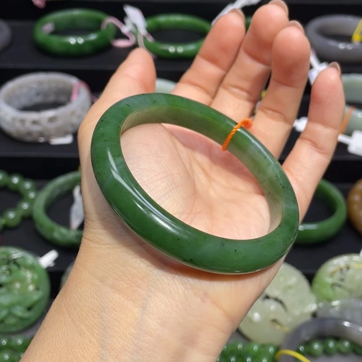 和田玉手镯57圈口 编号24未镶嵌