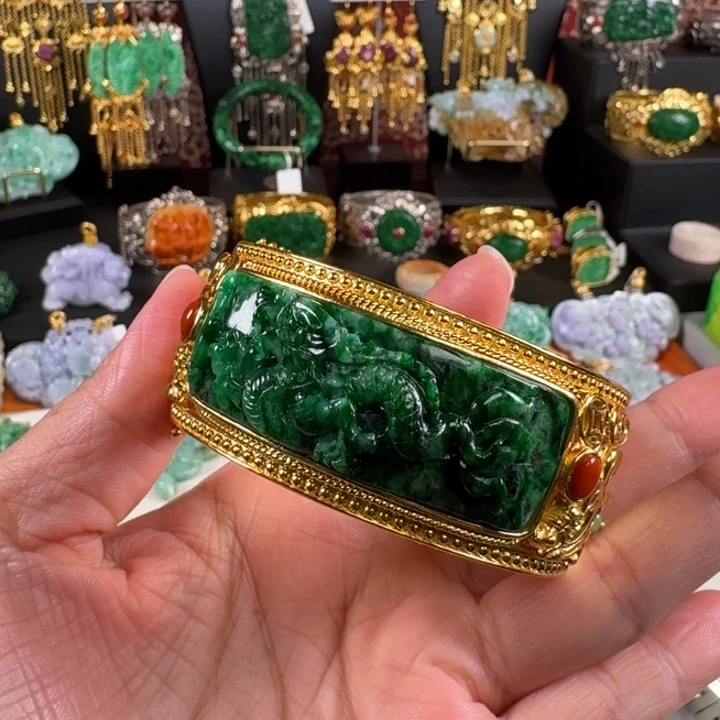 翡翠银S925镶嵌颈饰手镯