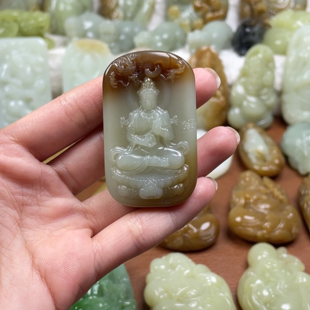 和田玉未镶嵌颈饰