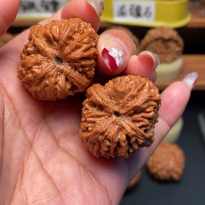 文玩核桃吊坠33全品蒜头