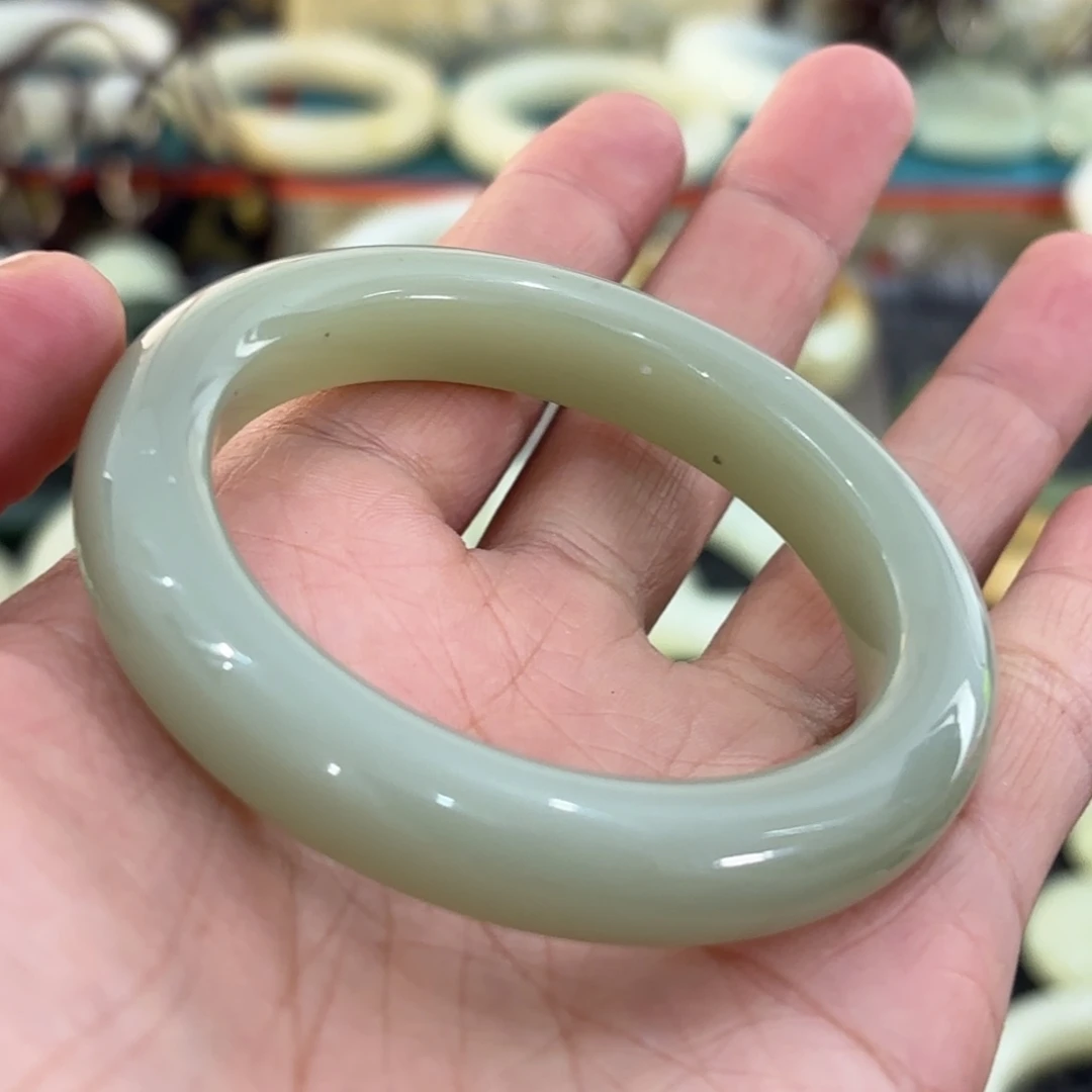 和田玉（糖玉）未镶嵌车挂