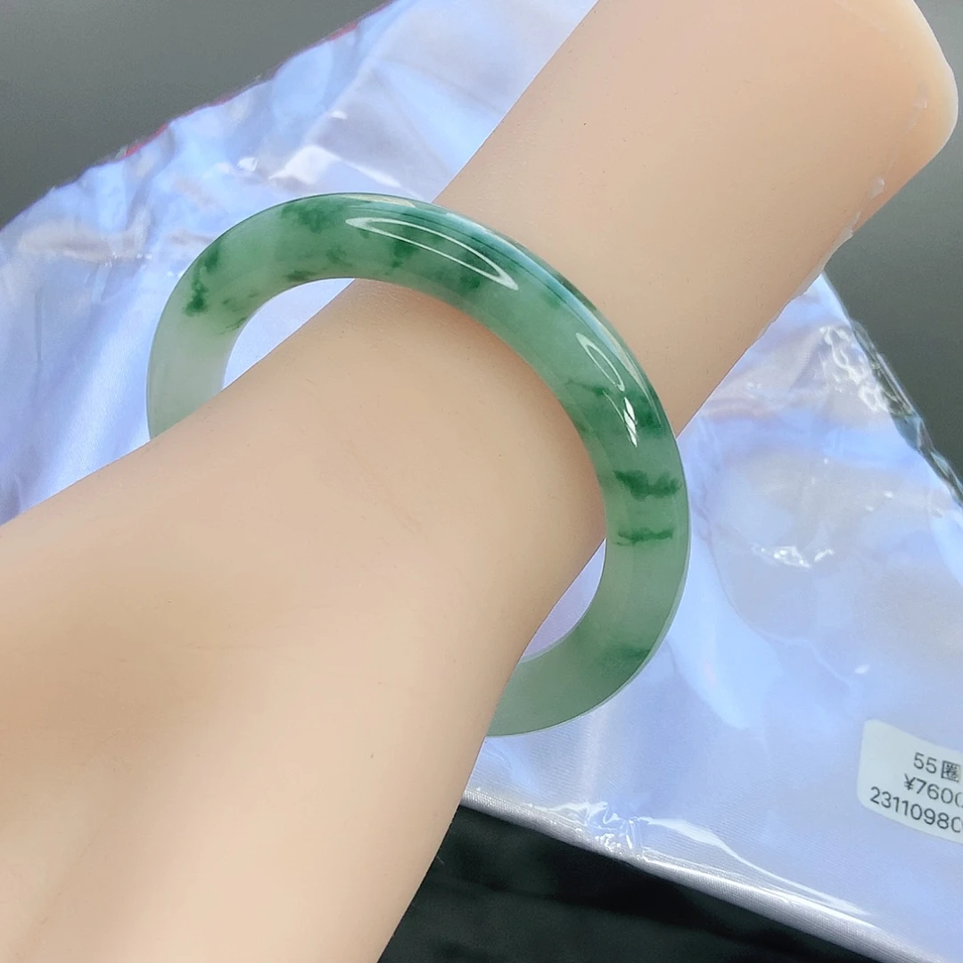 未镶嵌手镯（圆镯）翡翠55圆