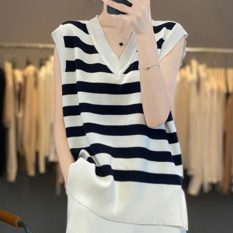 明星同款背心V领条纹无袖马甲宽松开叉坎肩大码休闲慵懒风针织衫