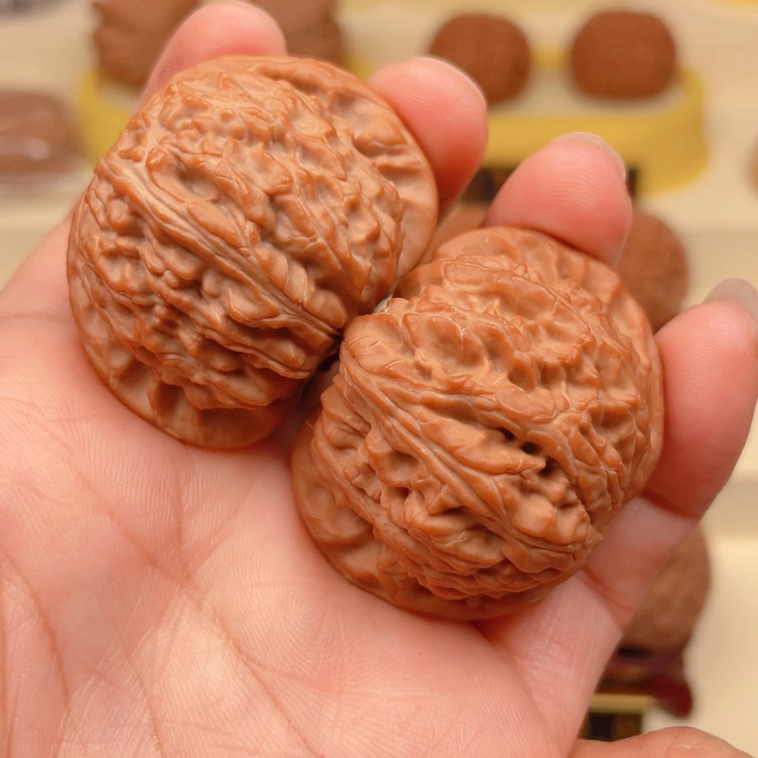 文玩核桃把件精白42