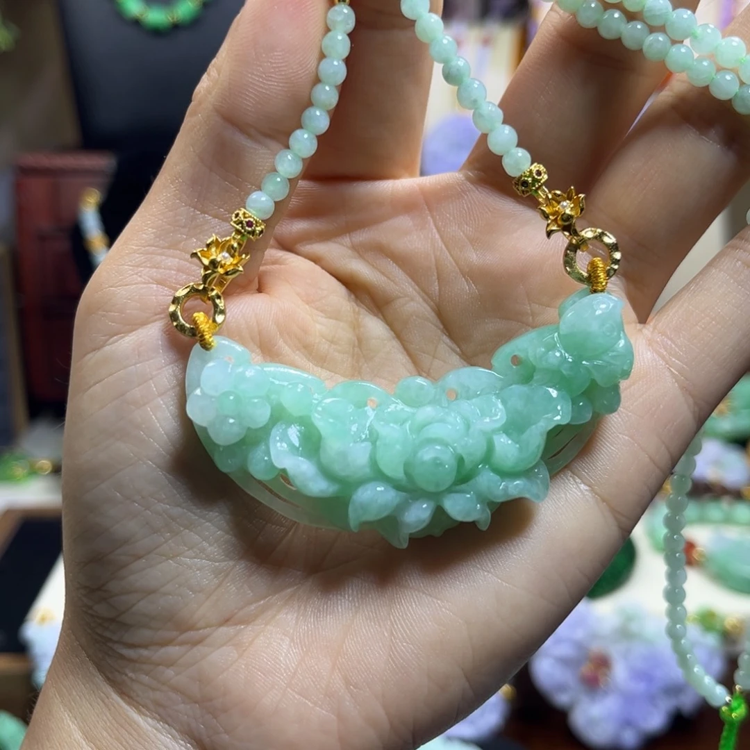 翡翠未镶嵌颈饰天然翡翠