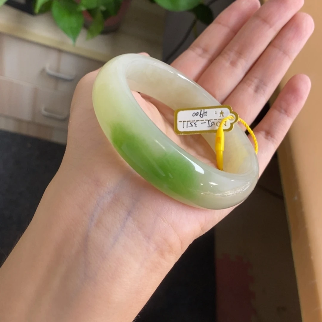 【闪购商品】和田玉（翠青玉）手镯未镶嵌馨57特色款，有纹福利价
