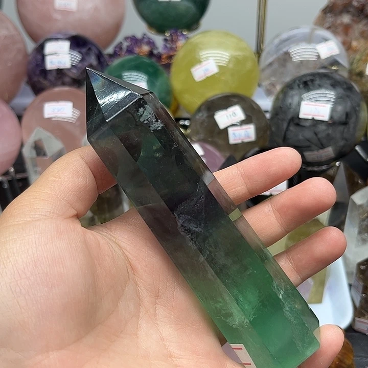 未镶嵌274克萤石柱萤石