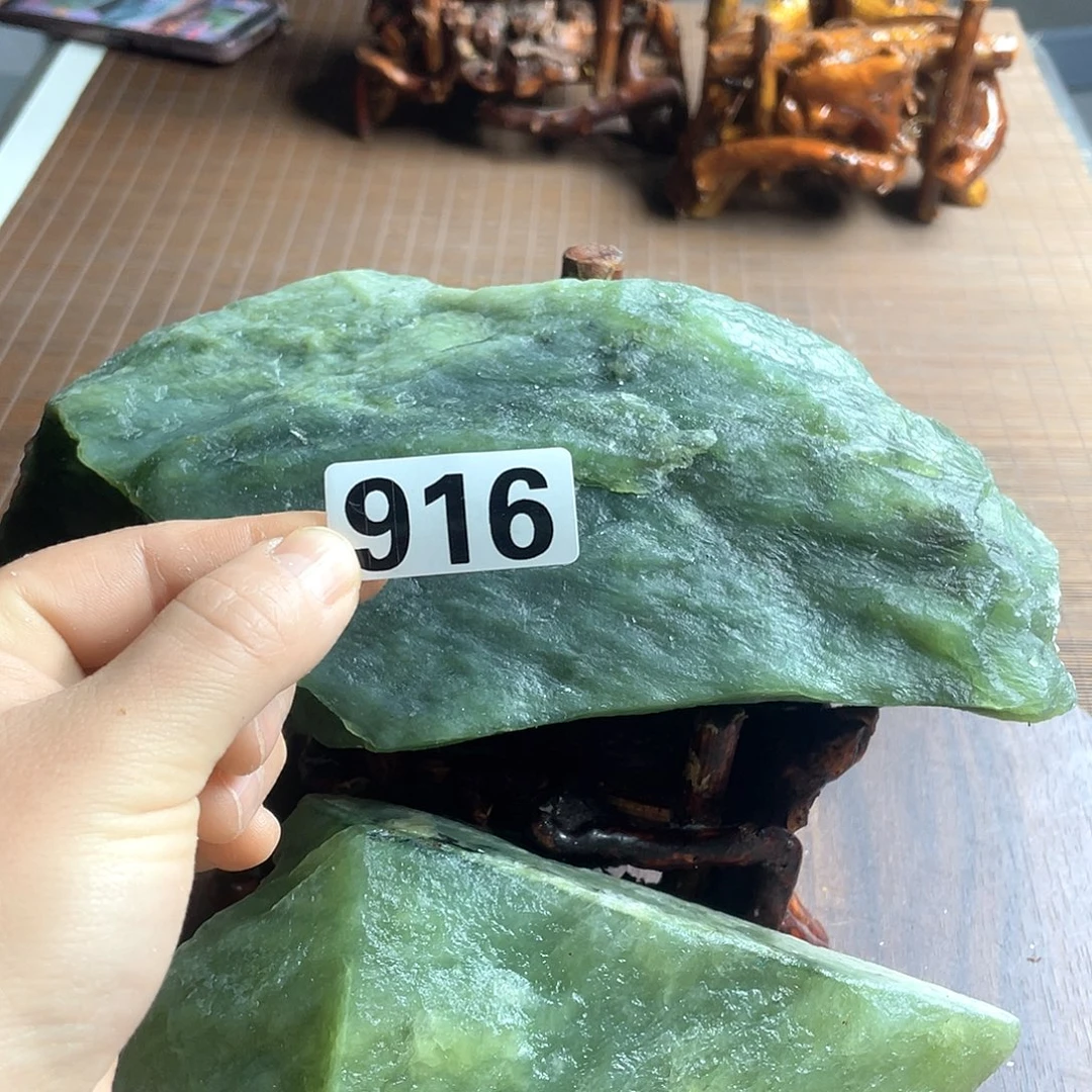 ꧁***꧂蛇纹石玉未镶嵌珠宝奇石