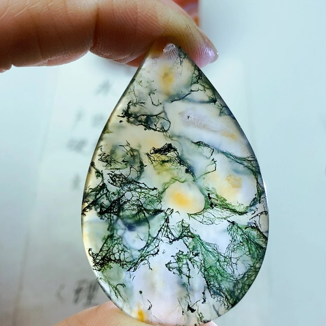 玛瑙/玉髓颈饰未镶嵌爱*丝