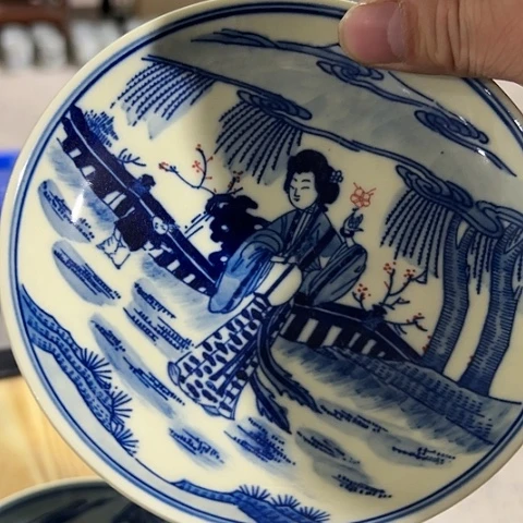 我们就像两块砖都能看到了吧