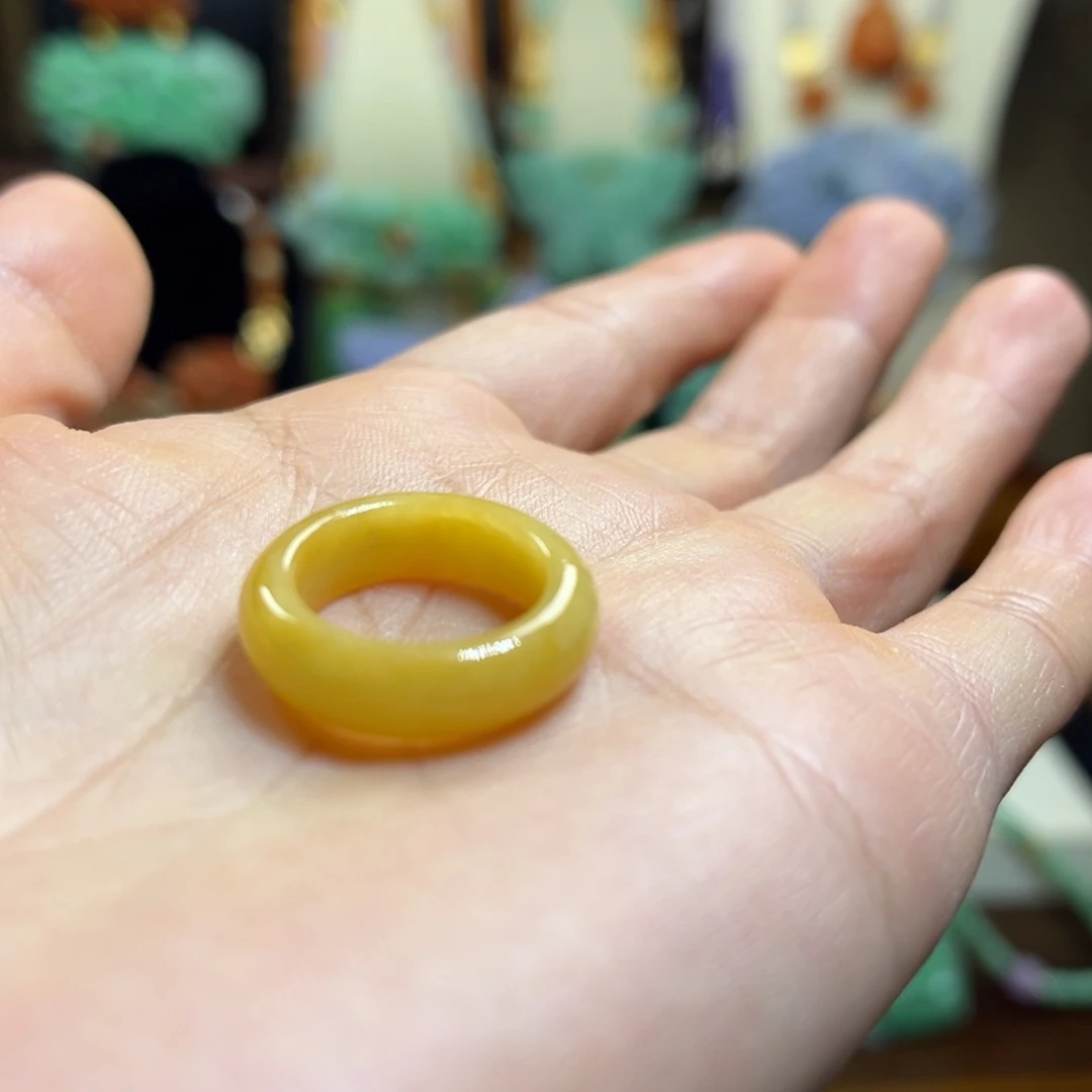 翡翠未镶嵌颈饰天然翡翠戒指9号