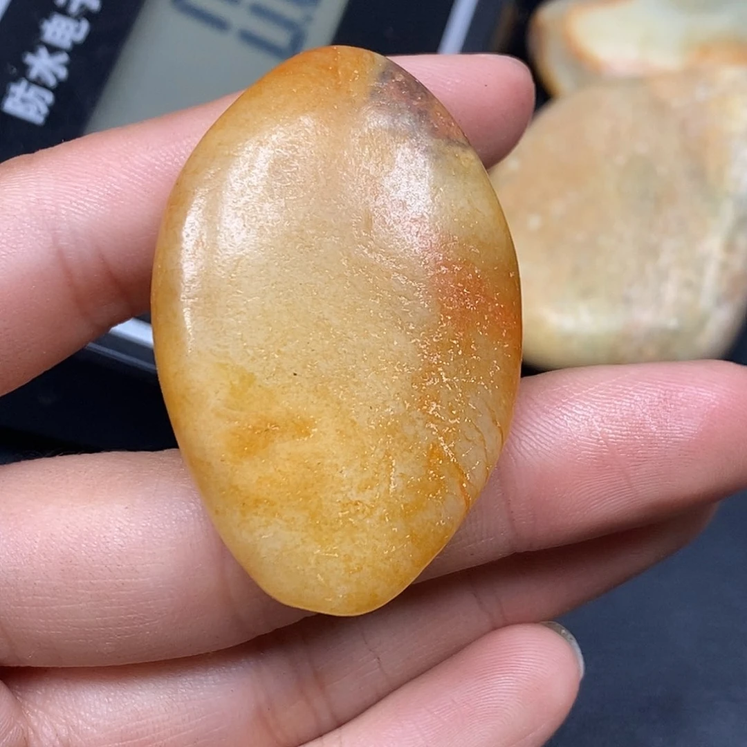 和田玉（糖玉）未镶嵌挂件