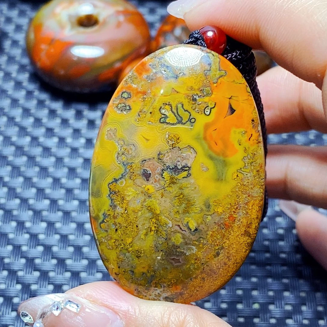 未镶嵌颈饰玛瑙/玉髓非**生