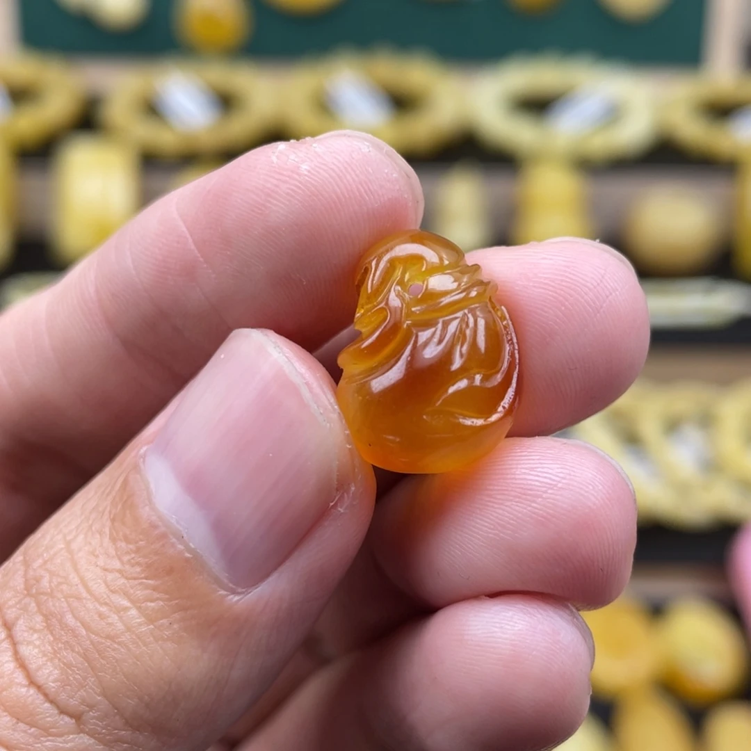 琥珀裸石未镶嵌琥珀蜜蜡