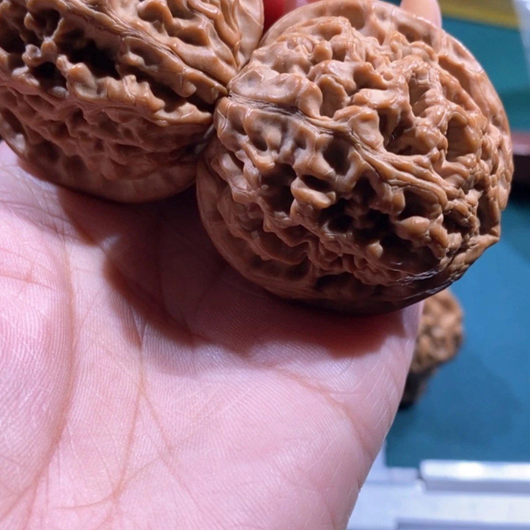 【闪购商品】文玩核桃吊坠郑*前凤凰台