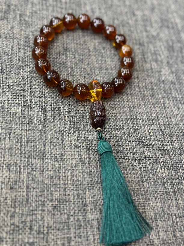 天然原矿缅甸琥珀手持