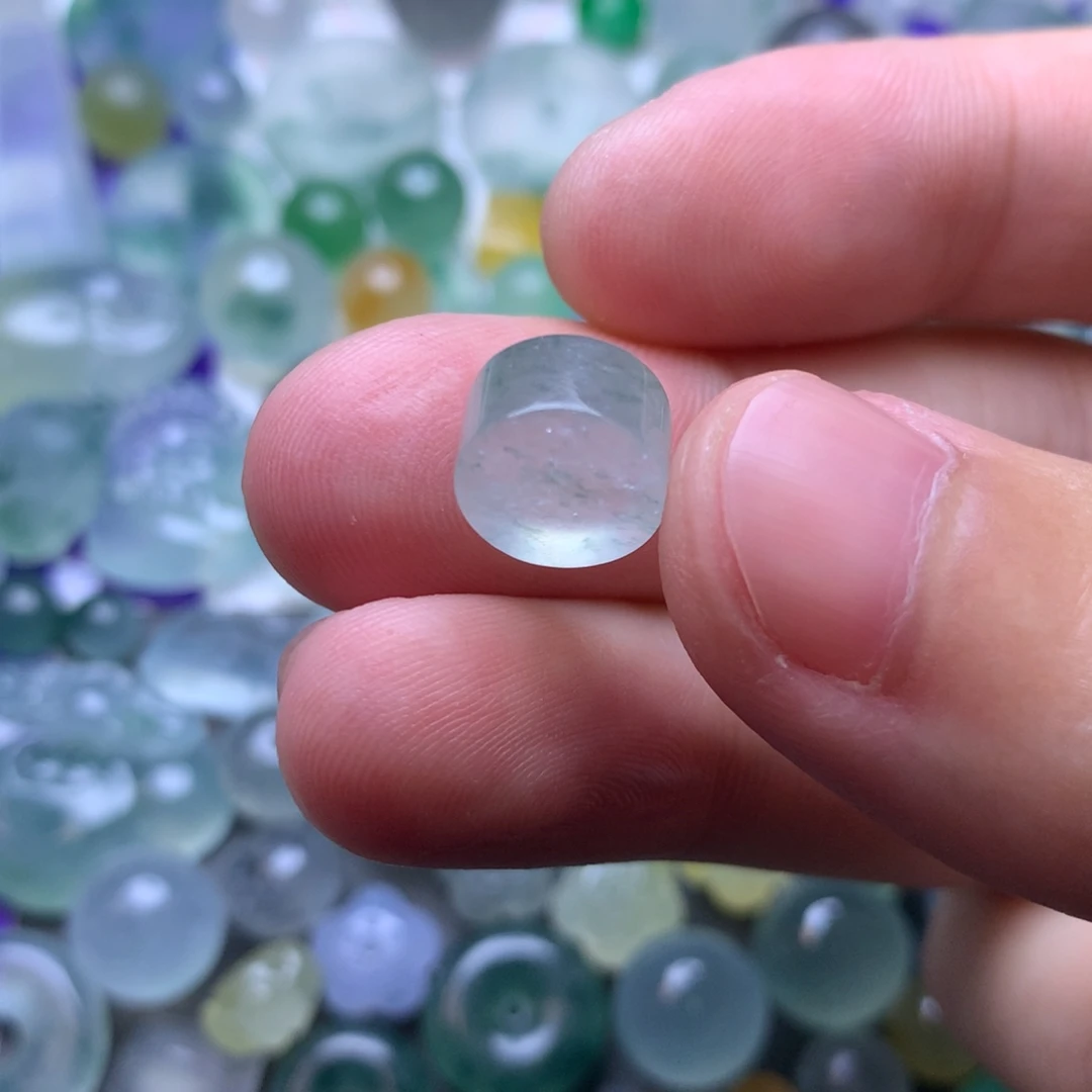 定制翡翠未镶嵌挂件