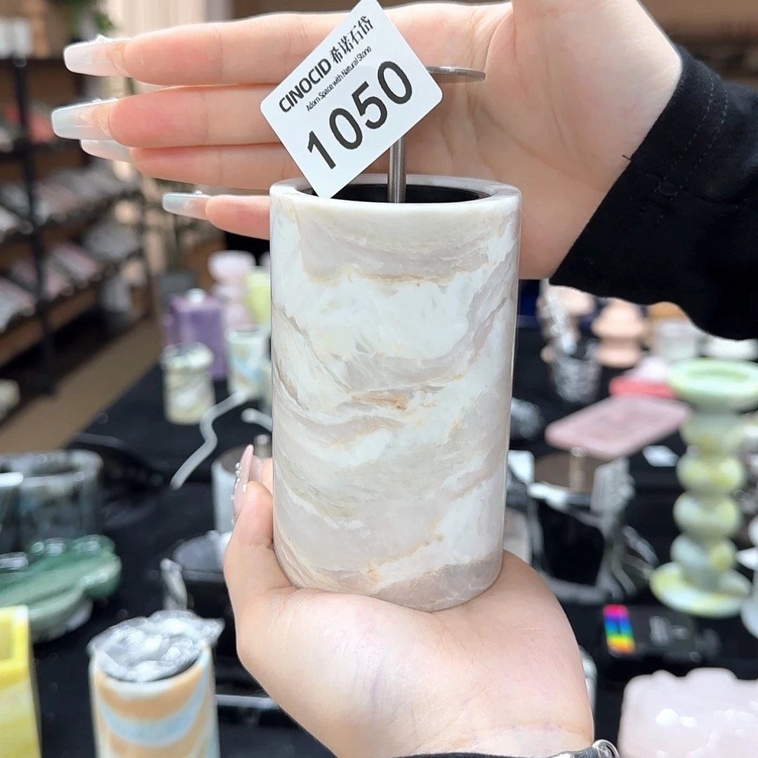 A*1050 凤白玉牙签桶