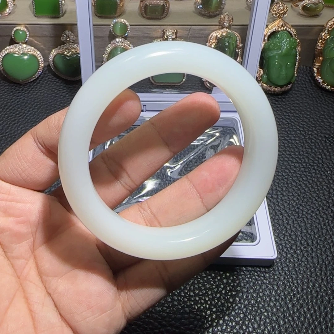 未镶嵌手镯和田玉S****羽