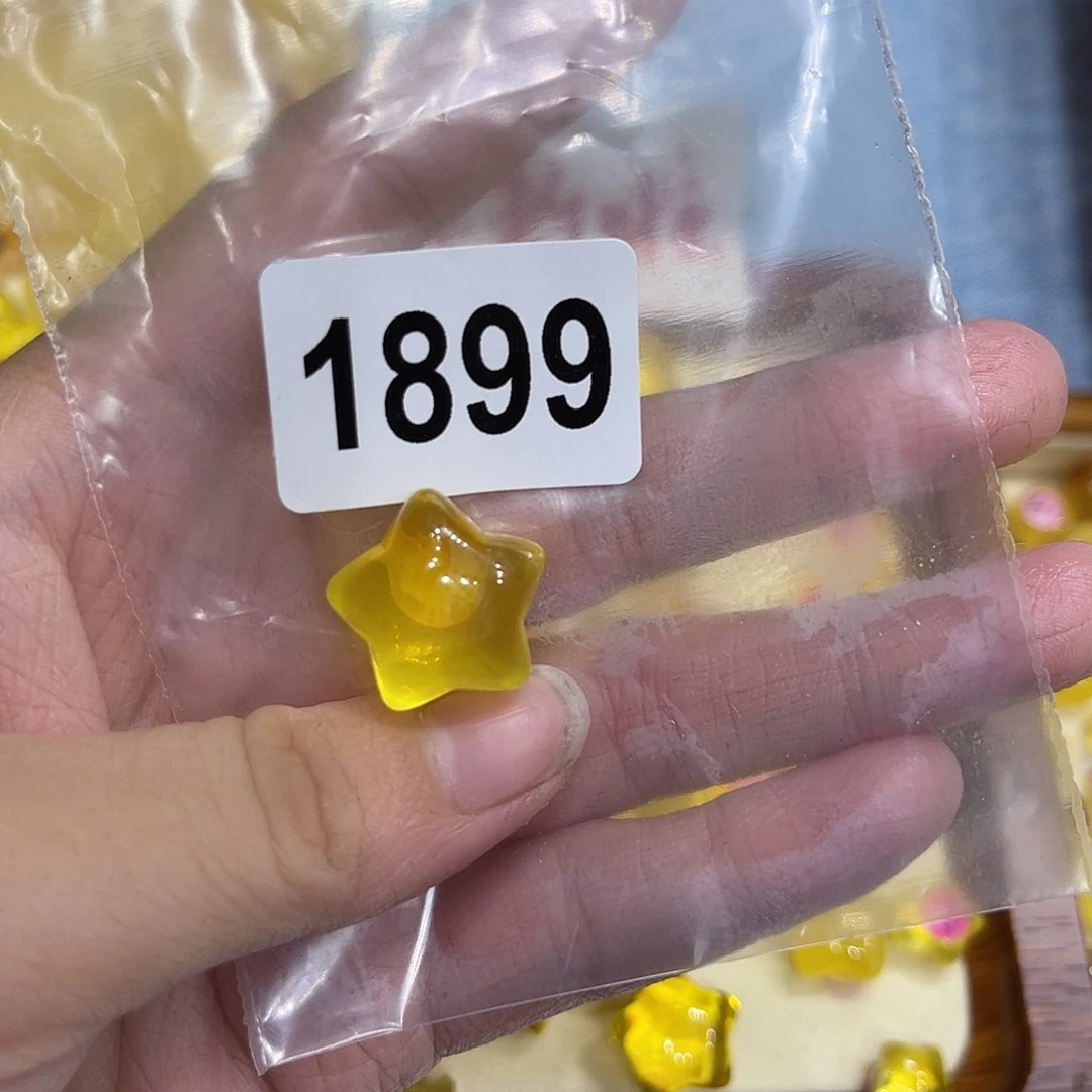 琥珀未镶嵌颈饰蜜蜡