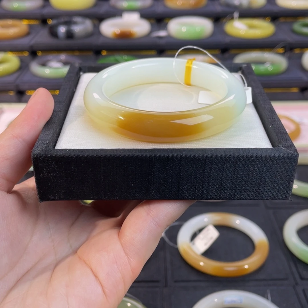 和田玉未镶嵌手镯糖白手镯5455