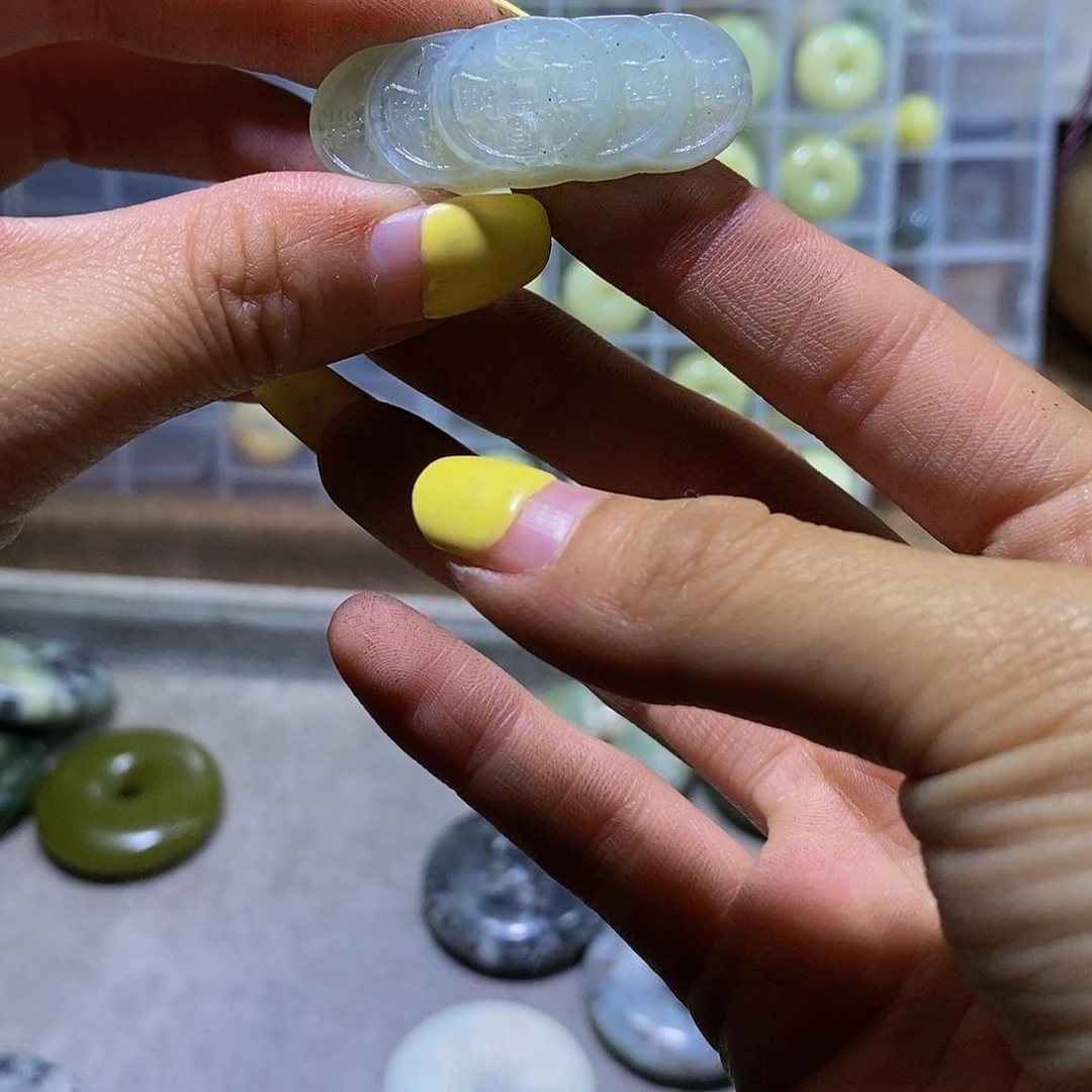 蛇纹石玉未镶嵌其他75