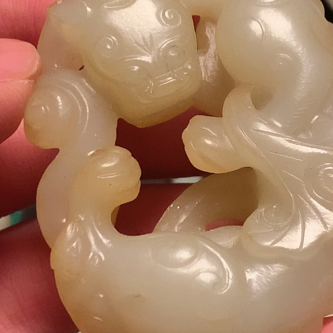 雨***荷和田玉未镶嵌挂件