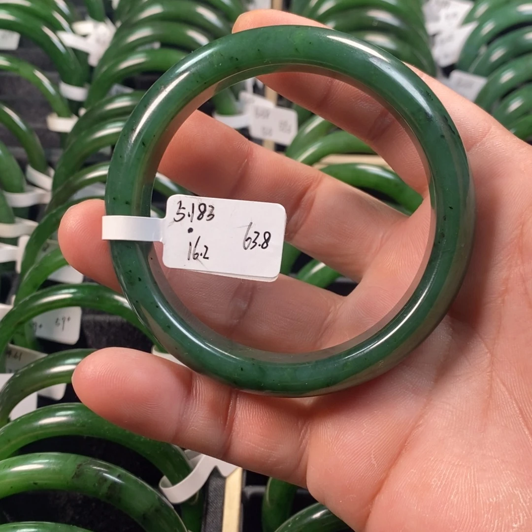 和田玉（碧玉）未镶嵌手镯微瑕63