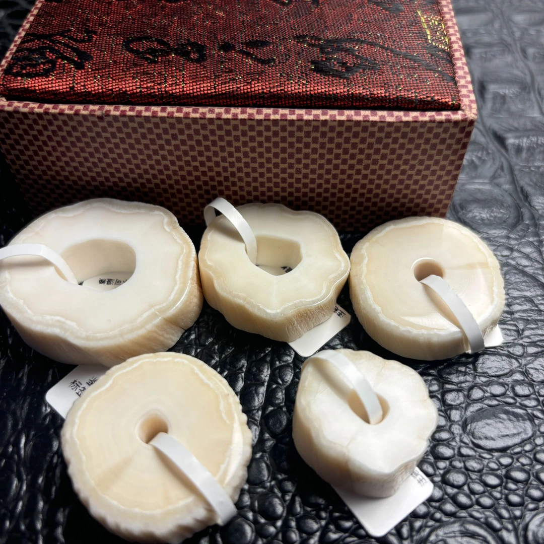 （顶级文玩）饼子文玩独独猛犸虬大嘴社会牛（多样性发一）