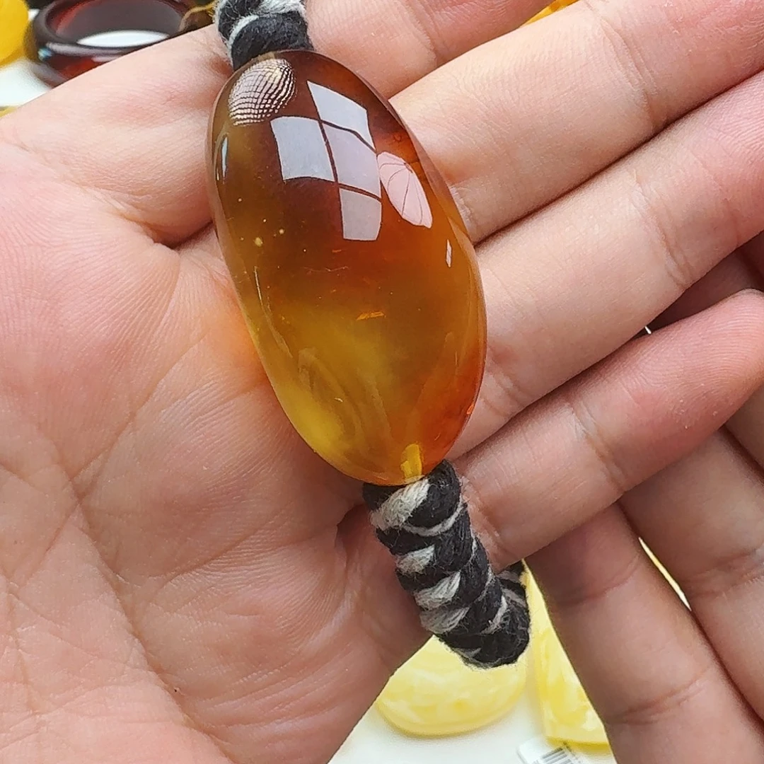 蜜蜡颈饰未镶嵌假一赔十，特价