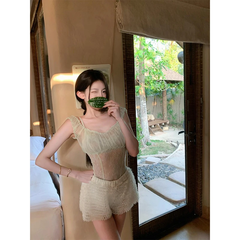 纯欲风微透薄款罩衫女鱼骨拼接连体小吊带两件套上衣短款裤子套装