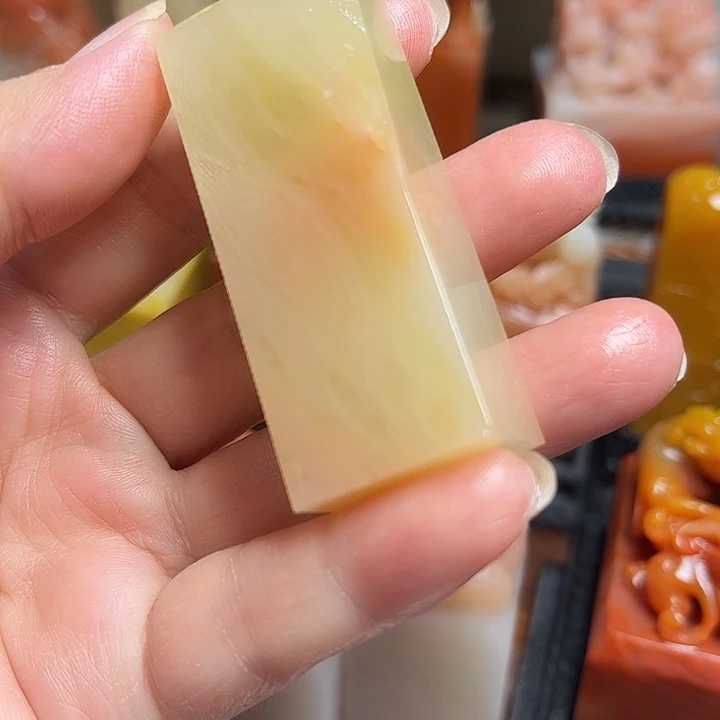 壹***月老挝石老挝保利石印章
