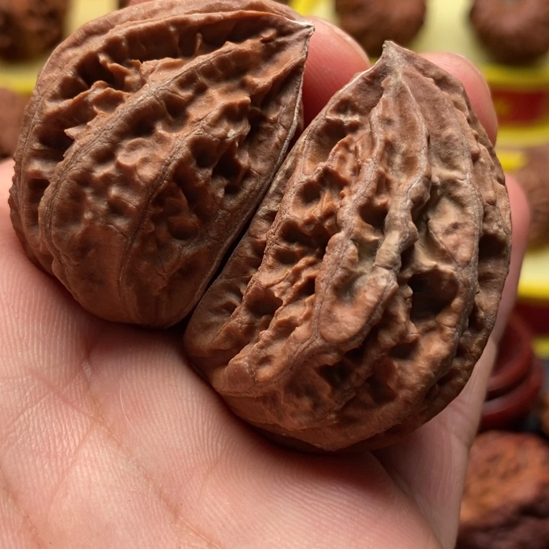 文玩核桃吊坠阴皮字母43