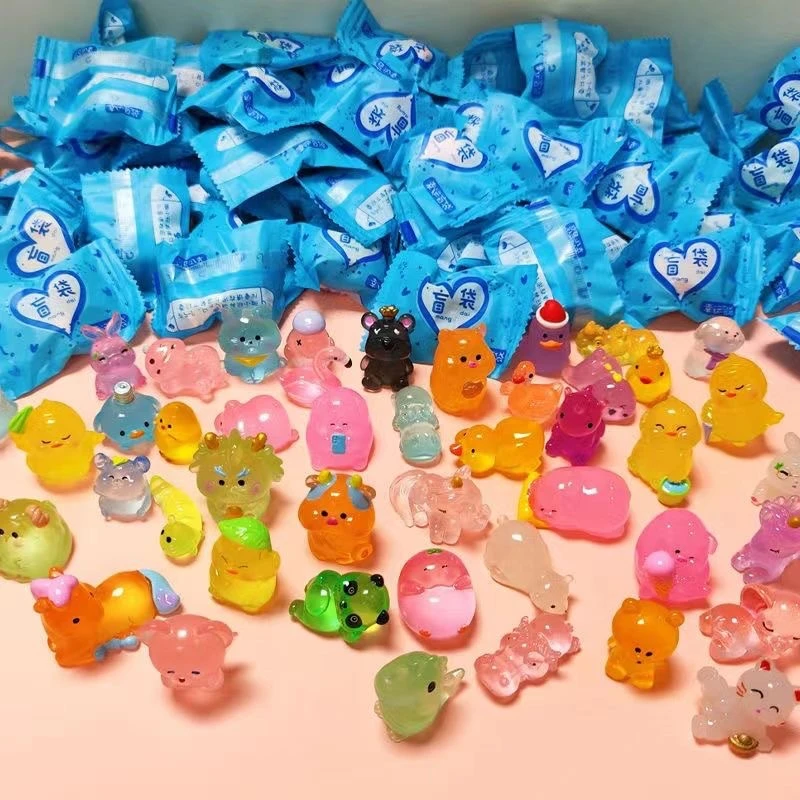 夜光立体卡通盲袋微缩小动物水果模型夜间发亮儿童玩具摆件网红小