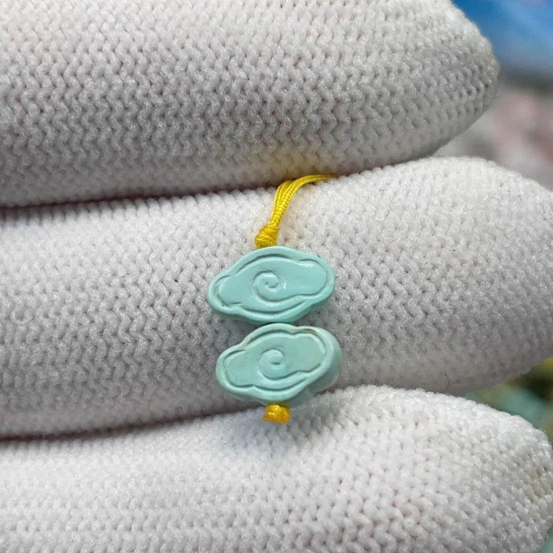 绿松石未镶嵌挂件