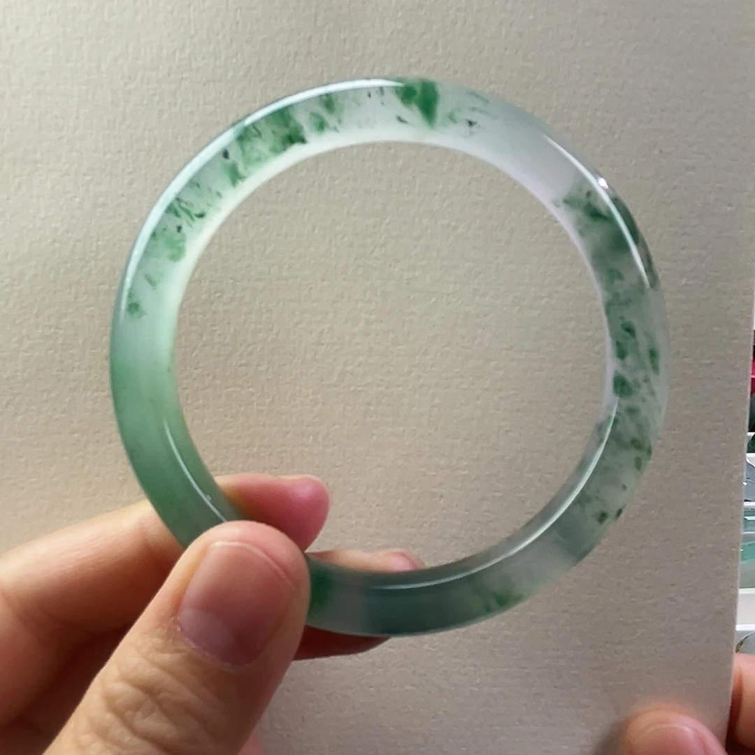 石英质玉未镶嵌手镯52.3