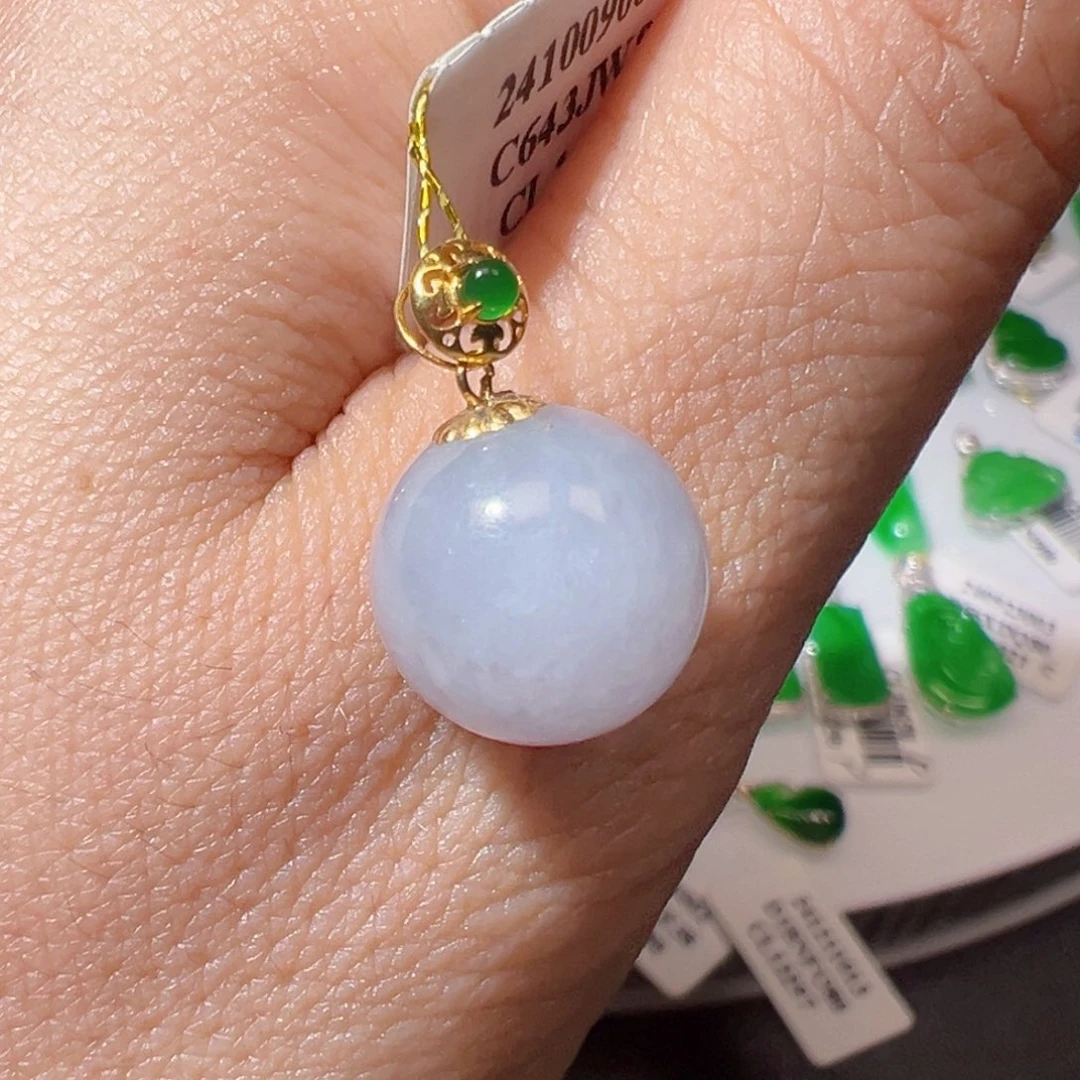 翡翠挂件18K金镶嵌翡翠
