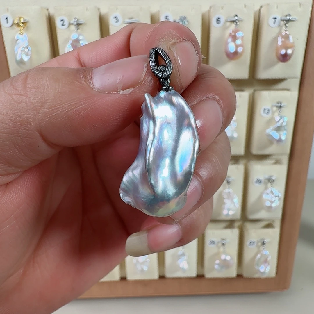 银S925镶嵌淡水珍珠颈饰