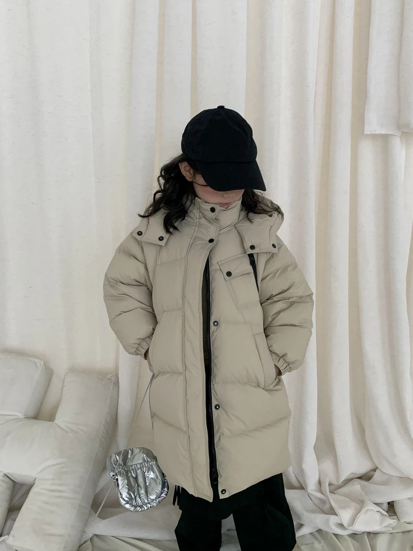 XX-7579-儿童韩系百搭黑金 杜邦三防长款厚款羽绒服  (冬款)