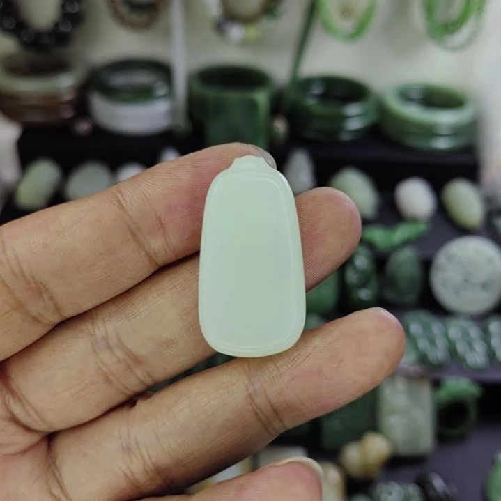 和田玉未镶嵌吊坠(不含链)