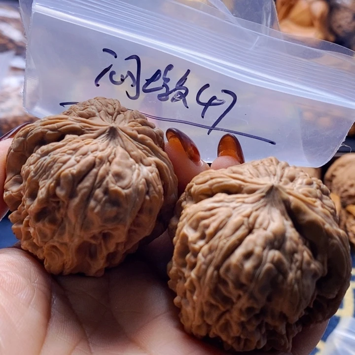 吊坠文玩核桃闷墩