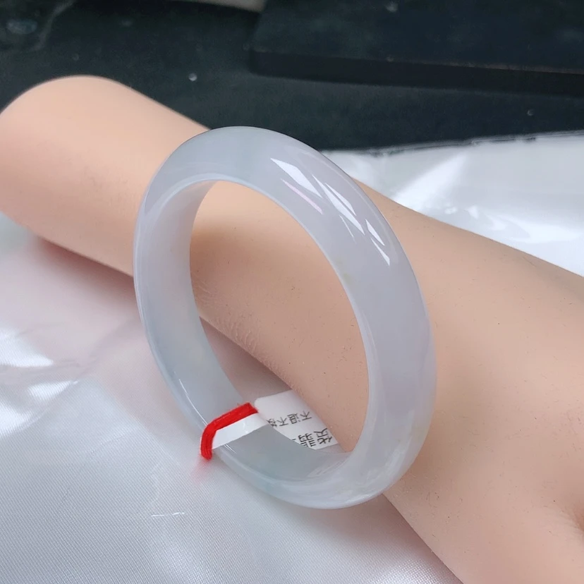 【闪购商品】翡翠手镯未镶嵌，